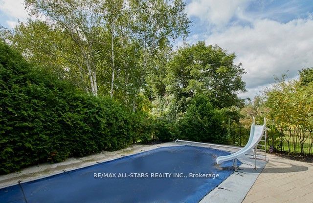 14170 Old Simcoe Rd