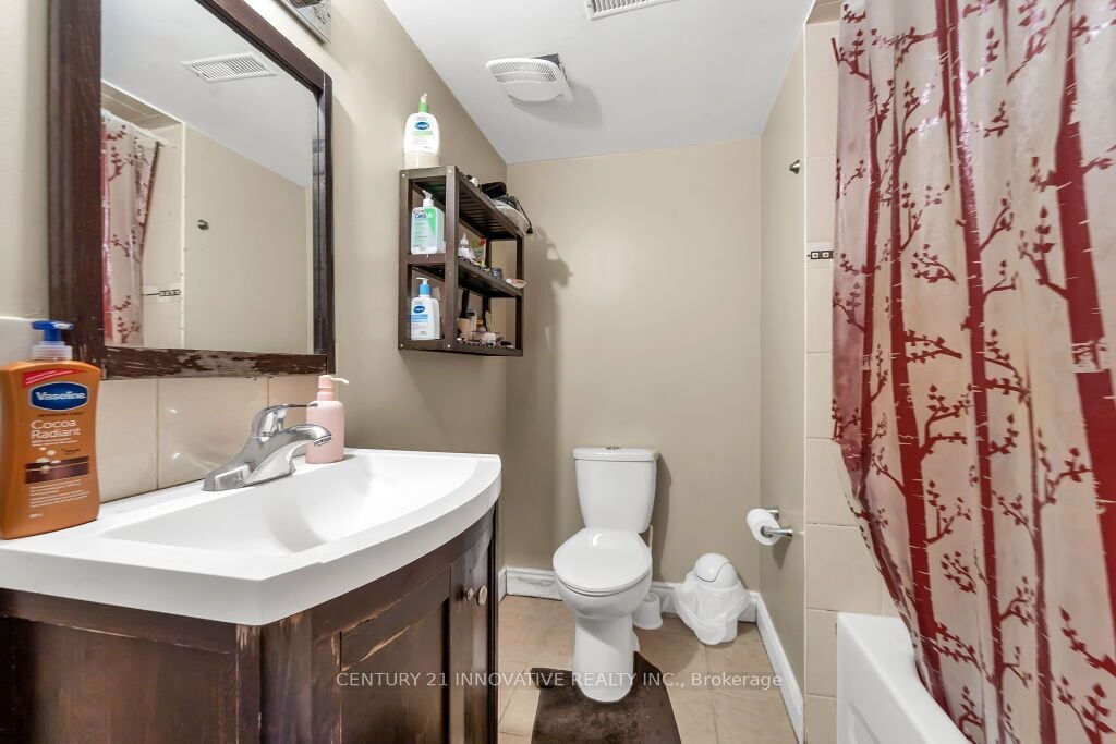 80 Coxworth Cres