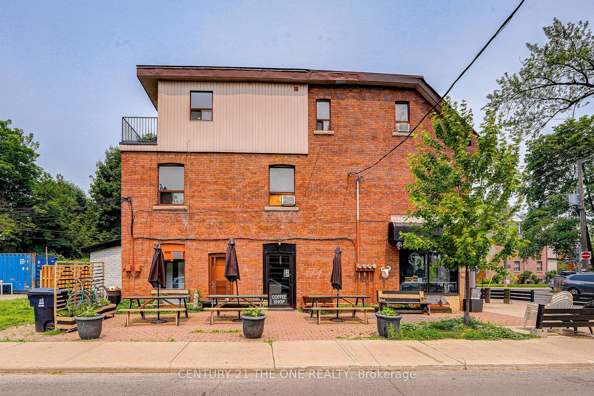 850 Carlaw Avenue, #3rd Flr