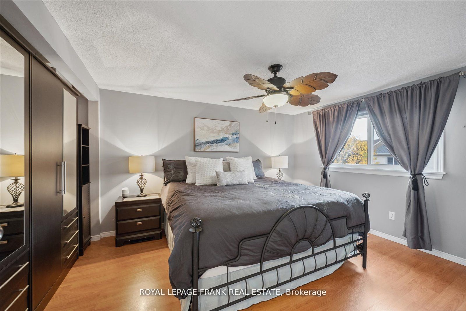 5 Greenfield Cres
