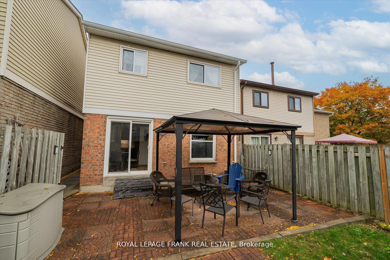 5 Greenfield Cres