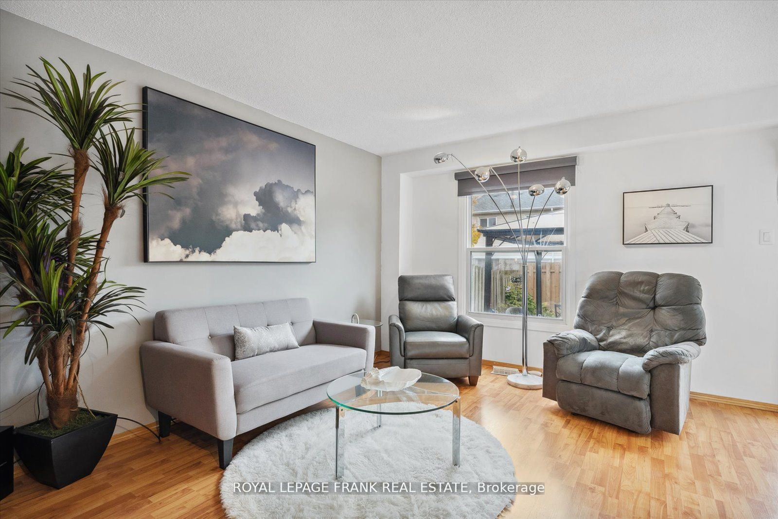 5 Greenfield Cres