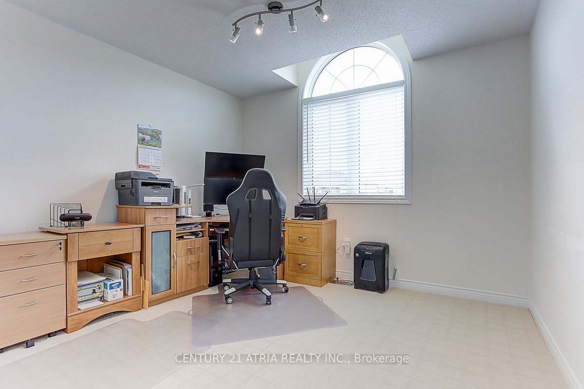 21 Shapland Cres