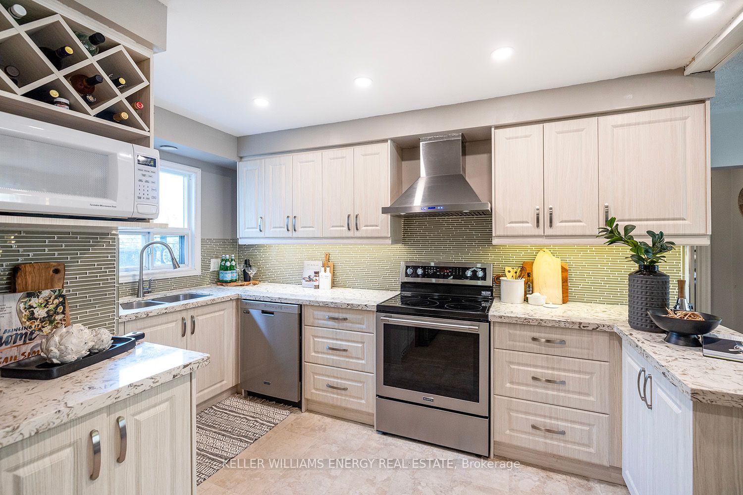 3524 Sommerville Dr