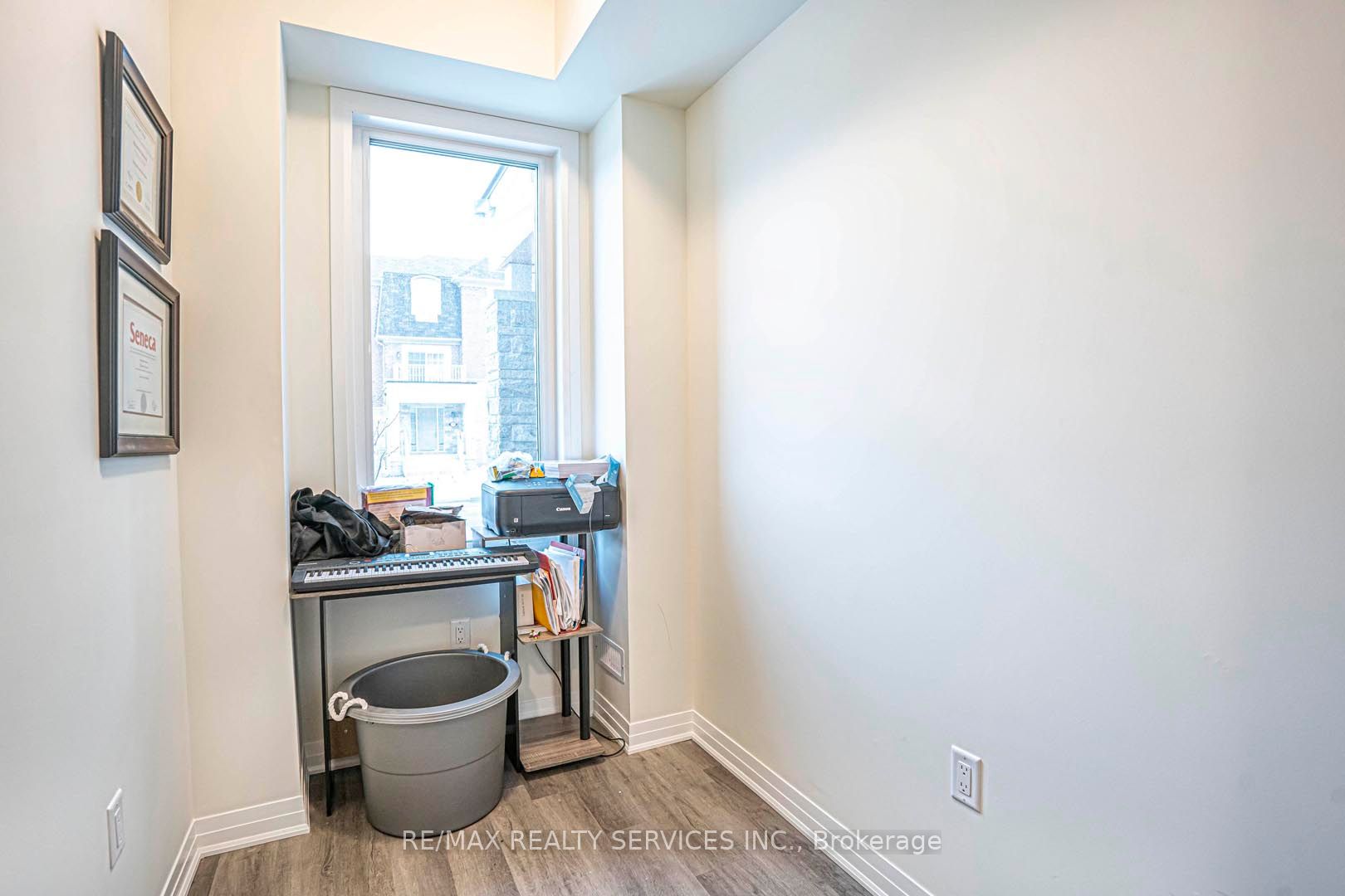 1034 Reflection Place, #406