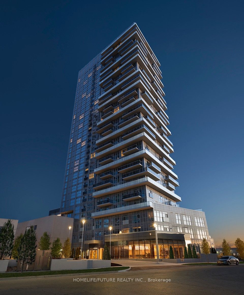 225 Village Green Square, #304