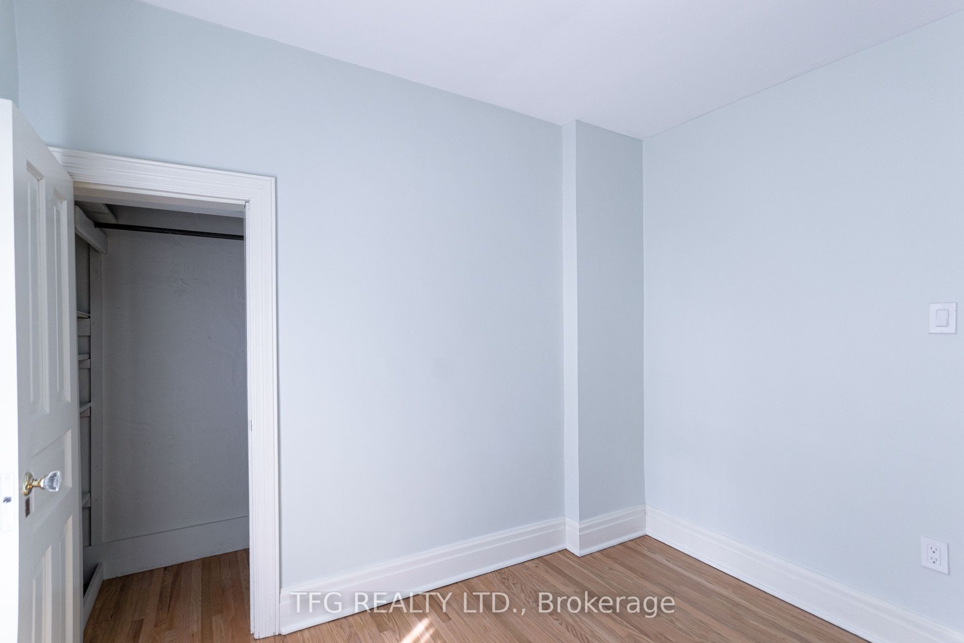 21 Elgin St