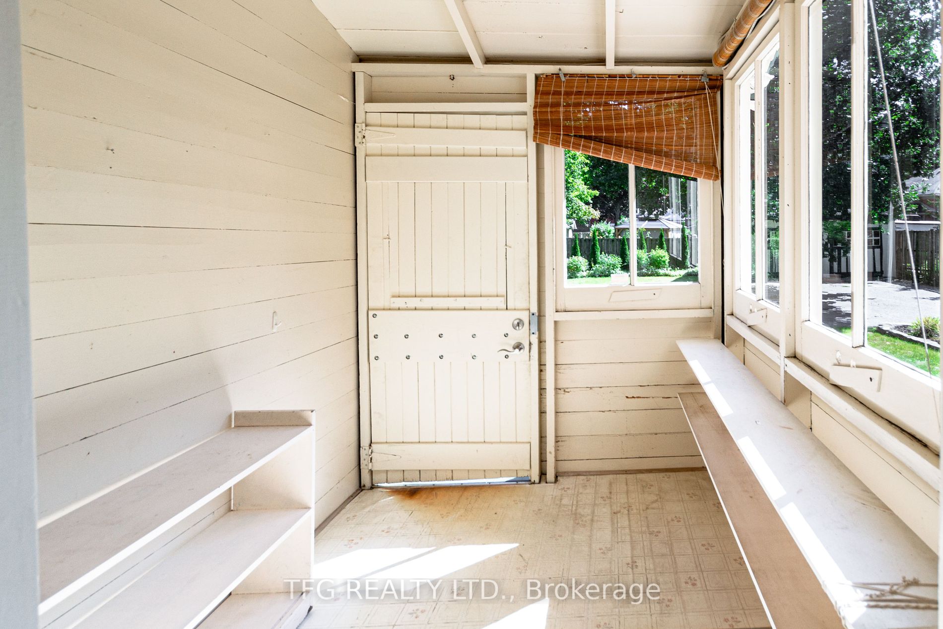 21 Elgin St