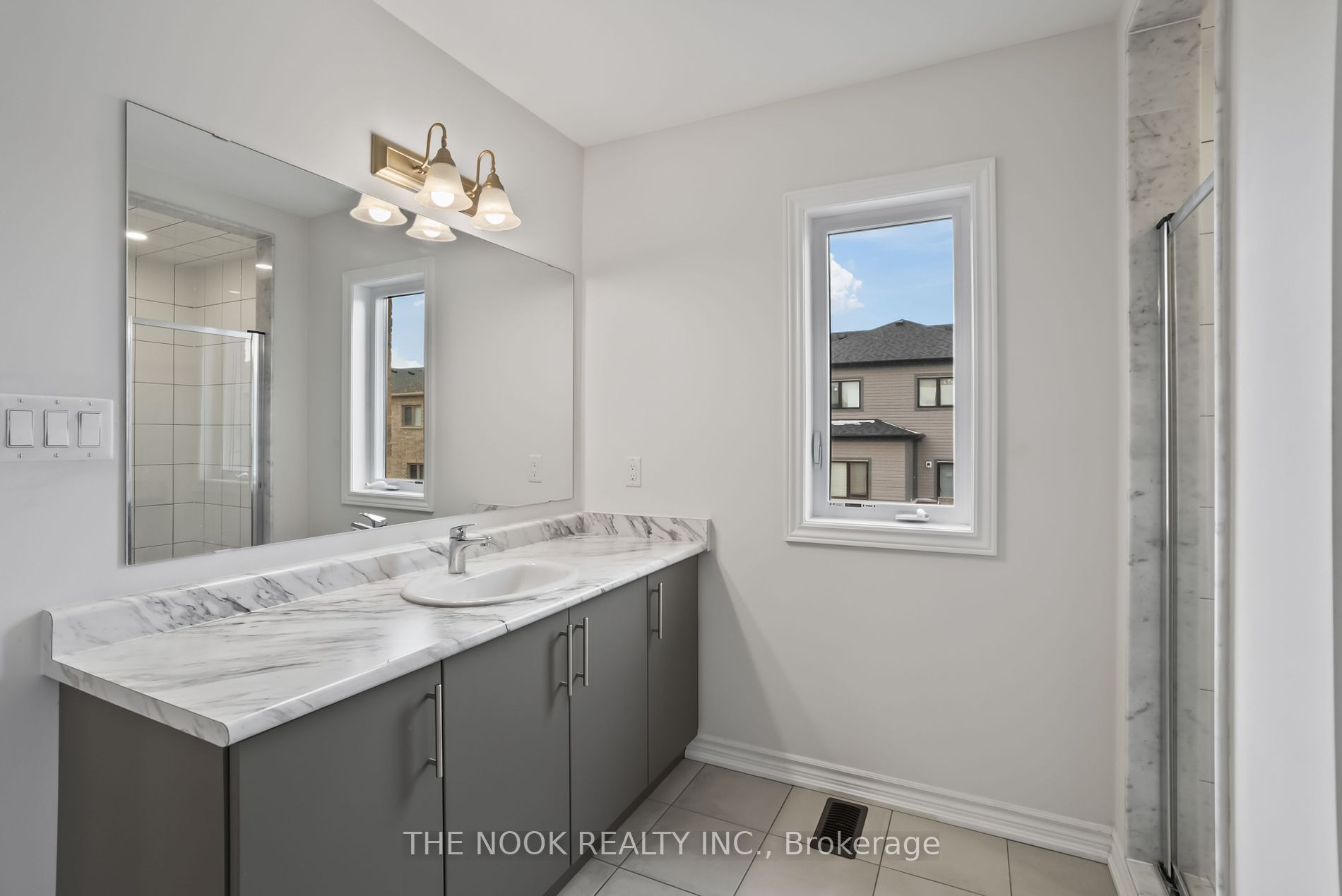 138 Crombie Street