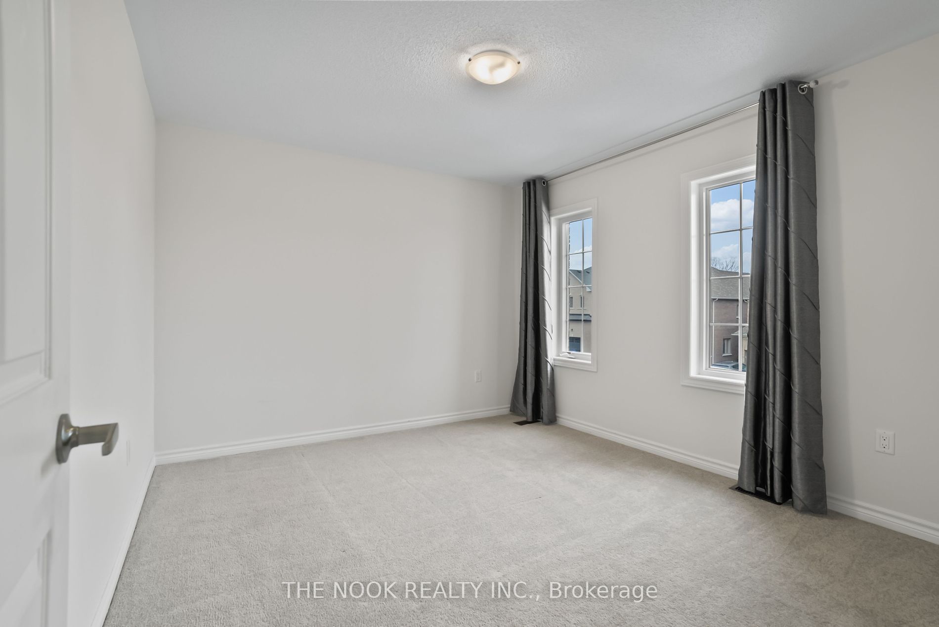 138 Crombie Street