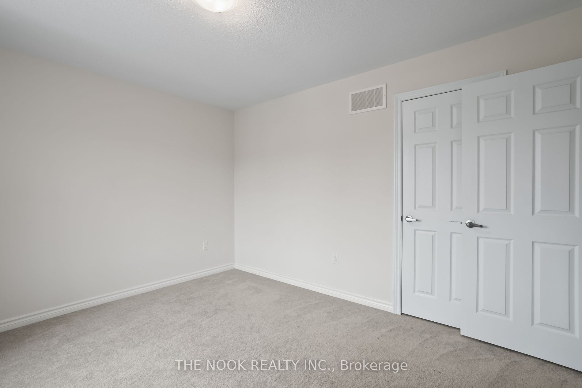138 Crombie Street