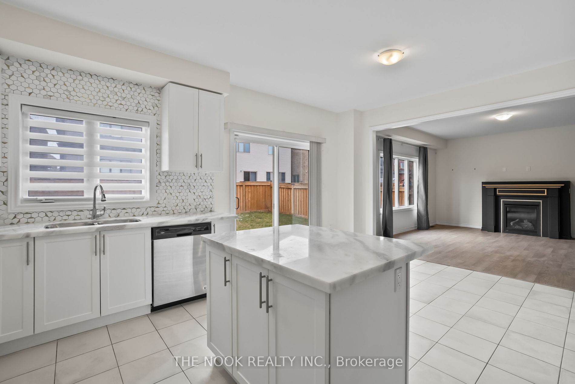 138 Crombie Street