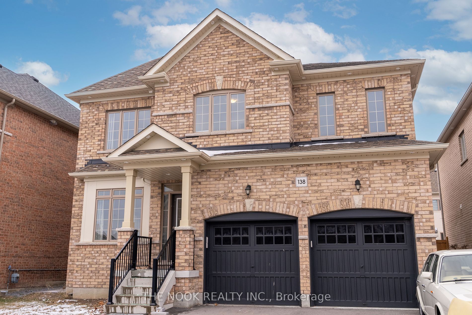 138 Crombie Street