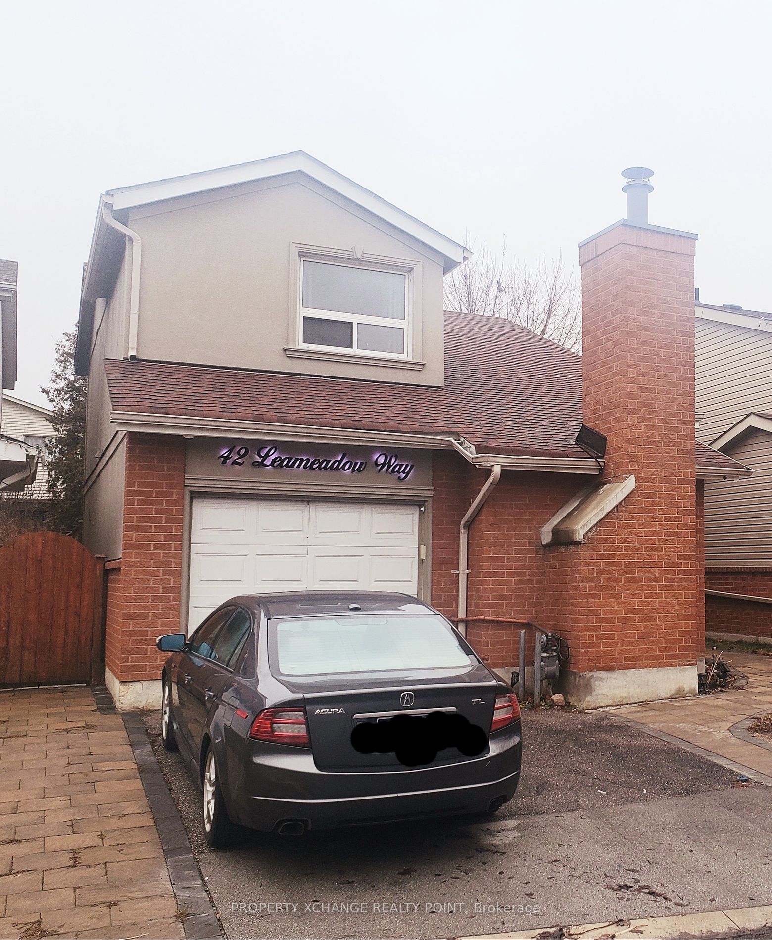 42 Leameadow Way