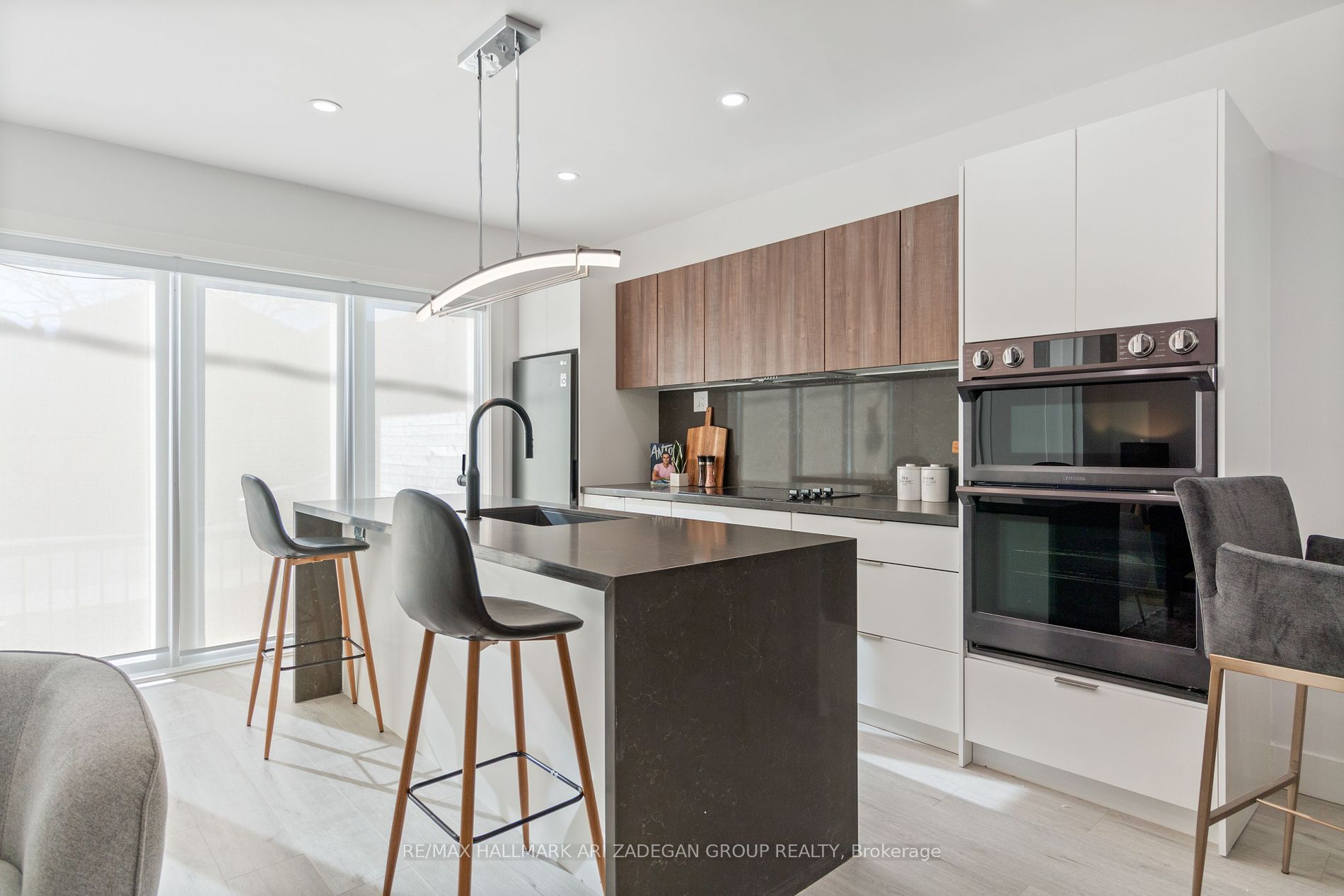 16 Minto Street, #1
