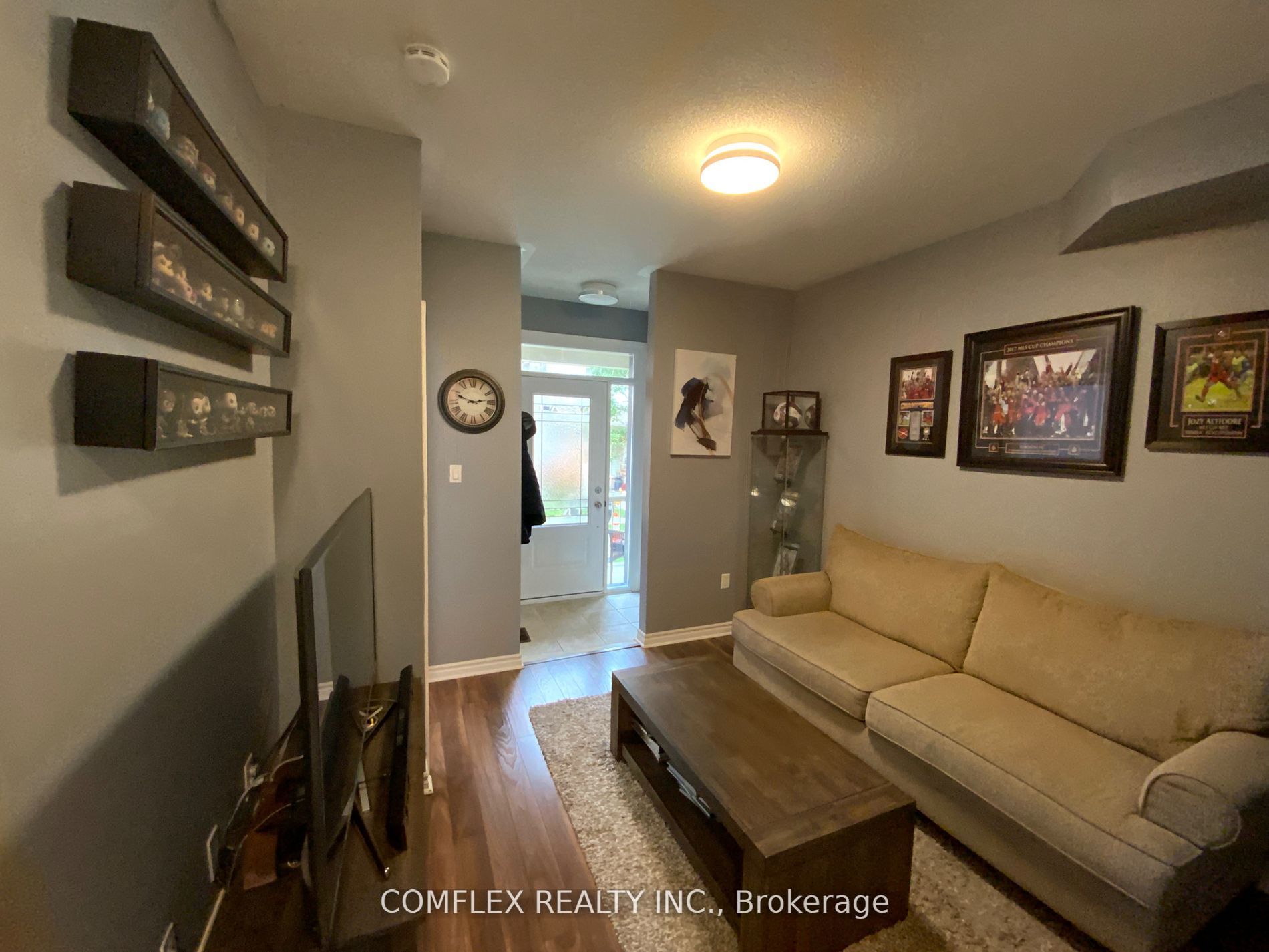 73 Wicker Park Way