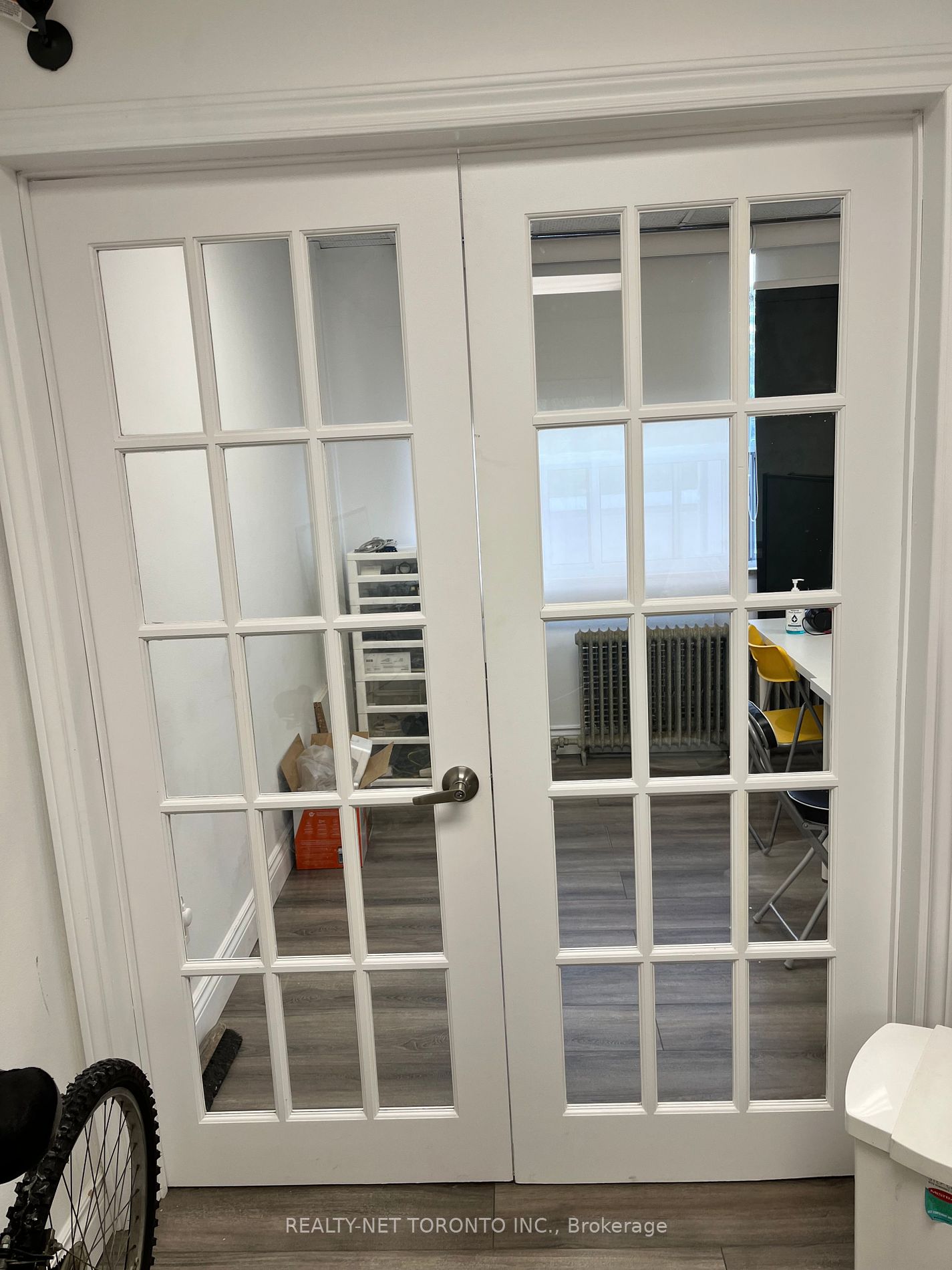 2167 victoria park Avenue, #204