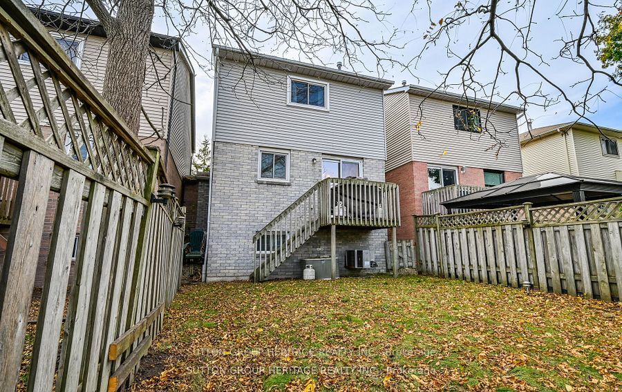 102 Ducatel Cres