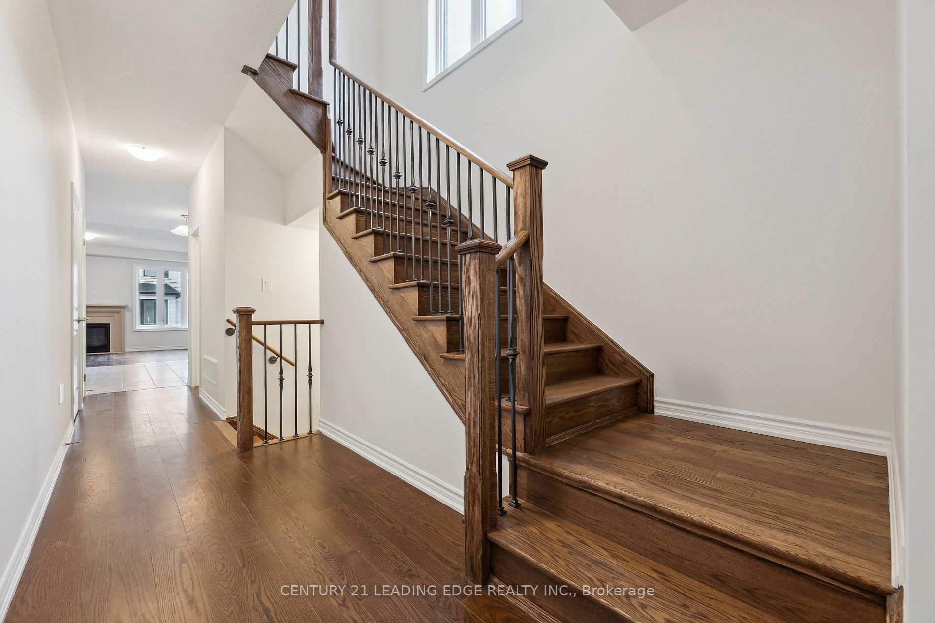 16 Bromfield St