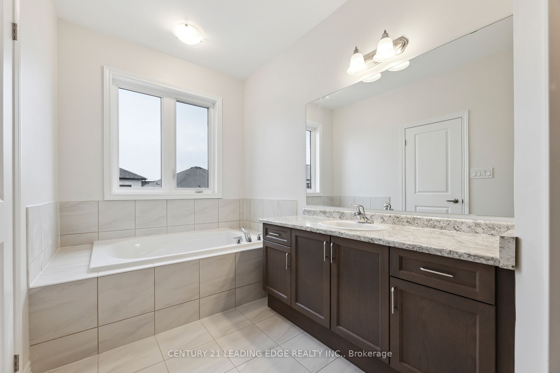 16 Bromfield St