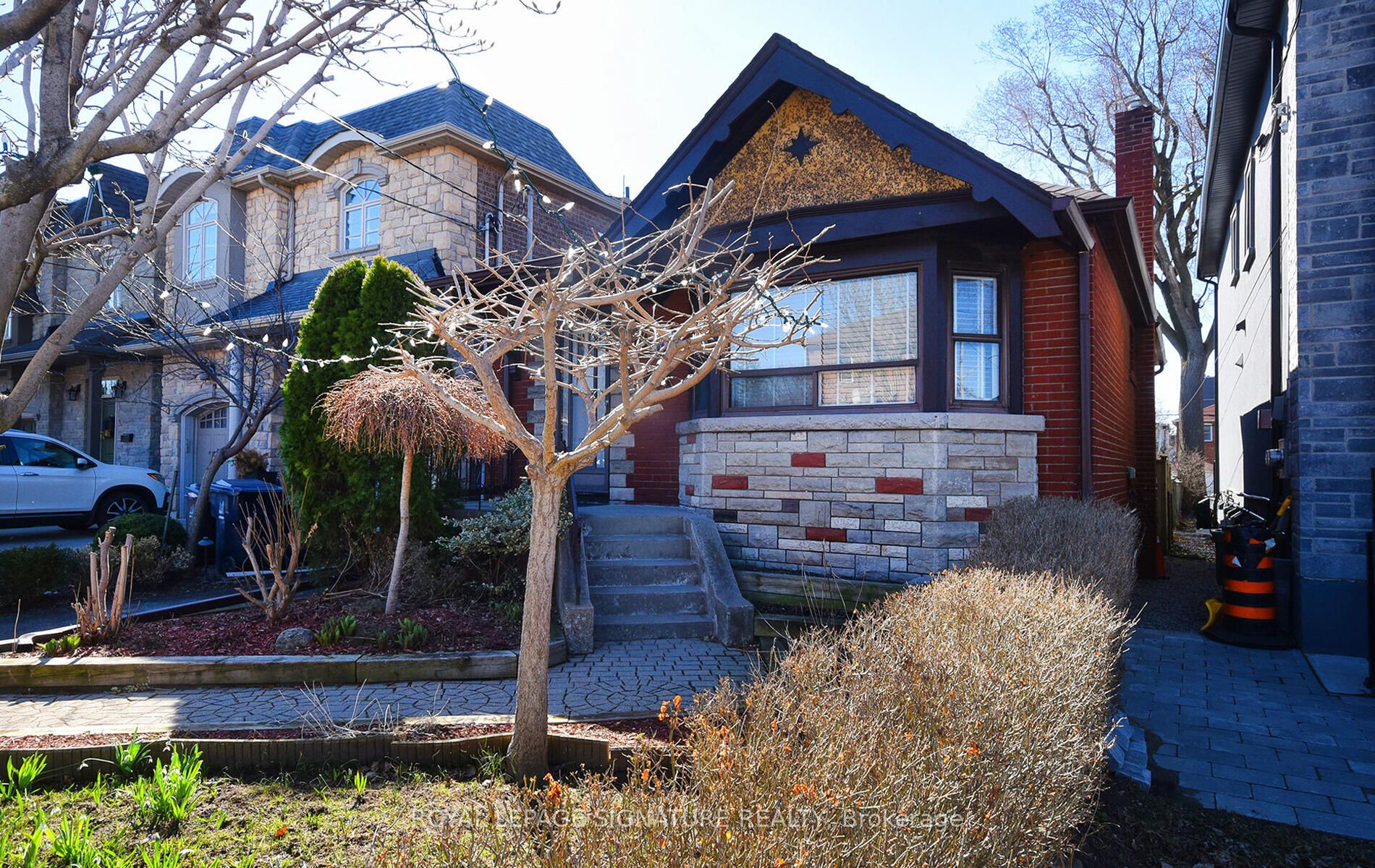 157 Woodville Avenue