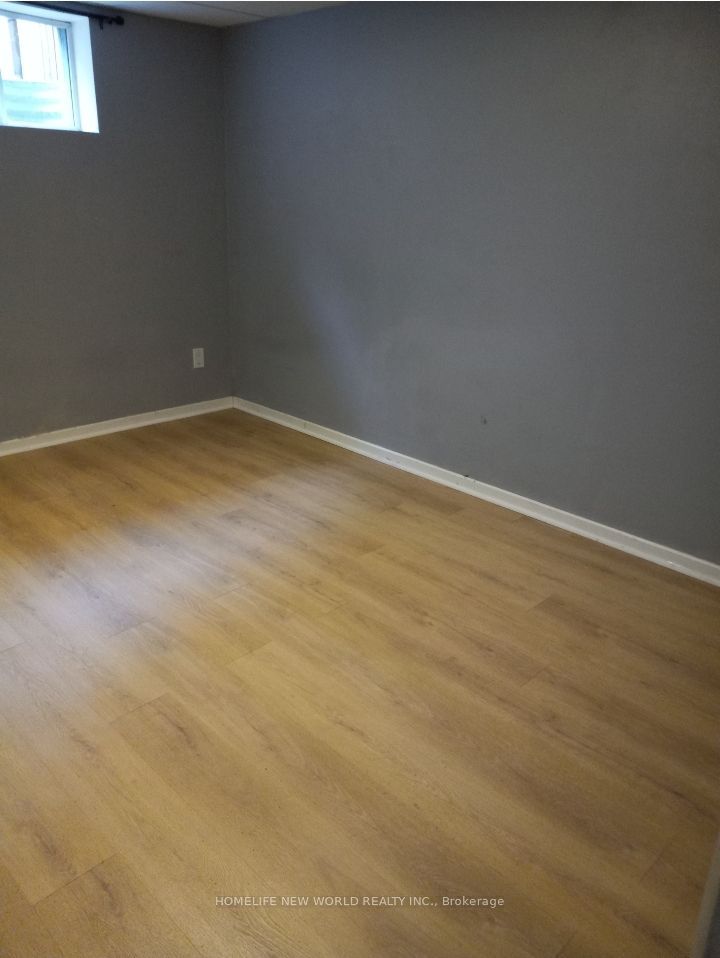 11 Ellington Dr, #Bsmt