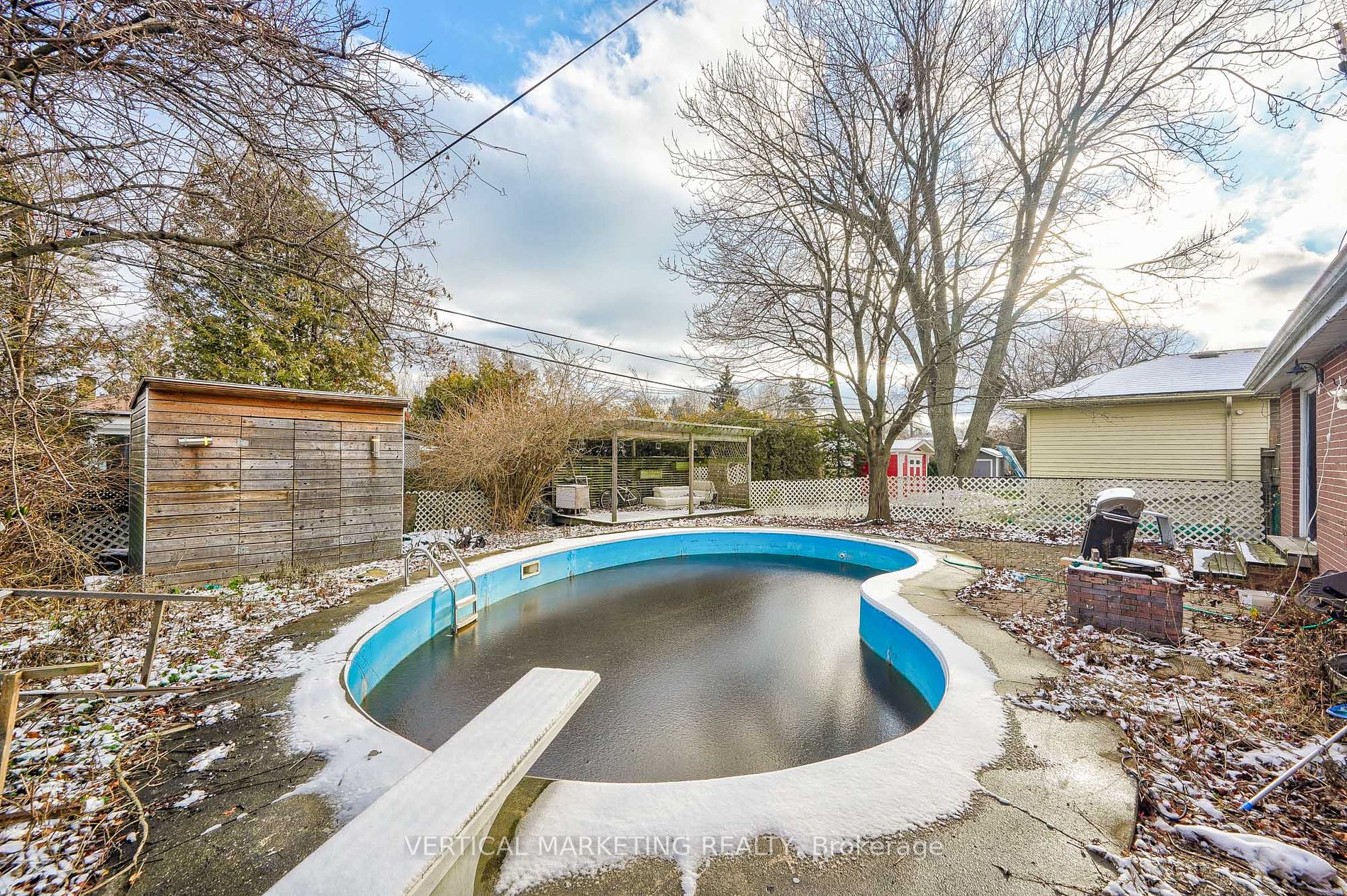 29 Bledlow Manor Drive