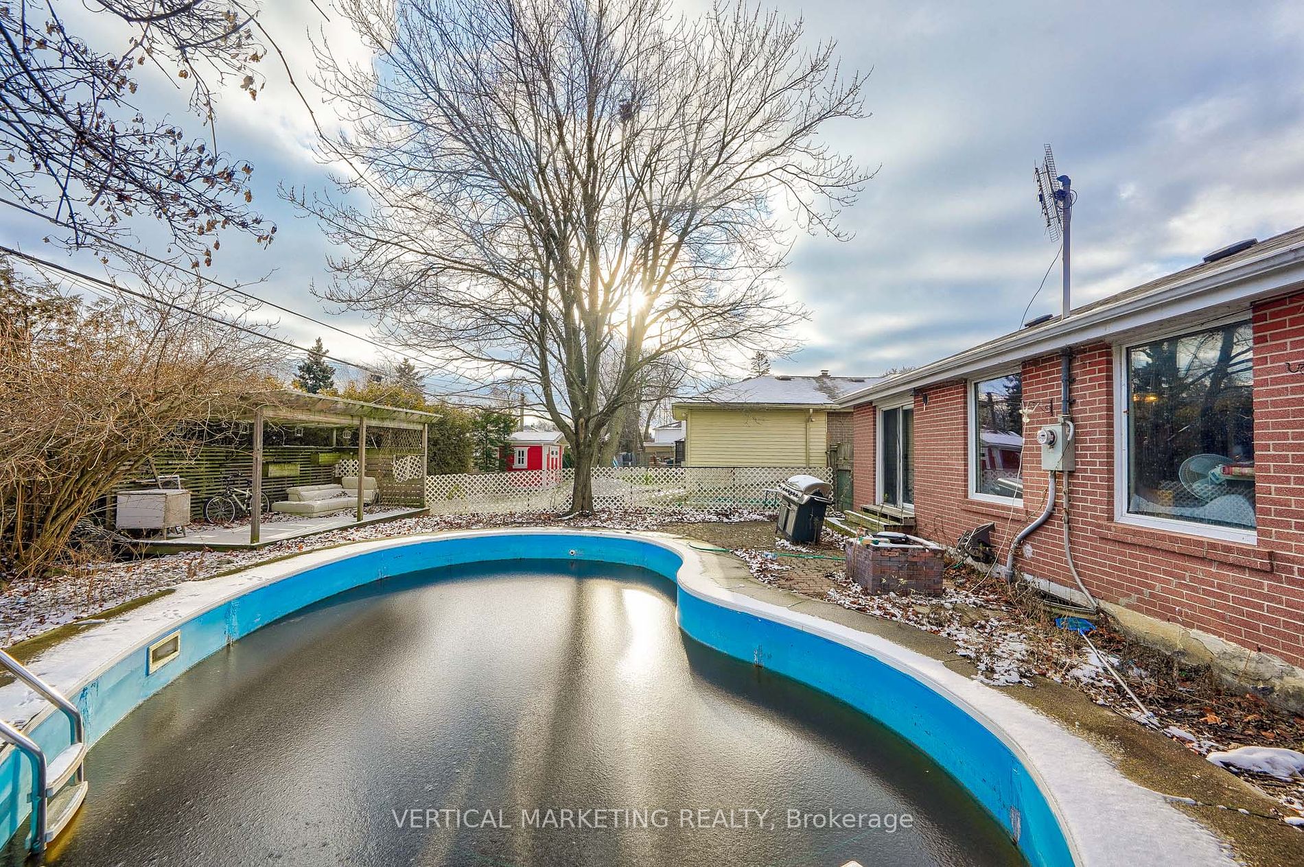 29 Bledlow Manor Drive