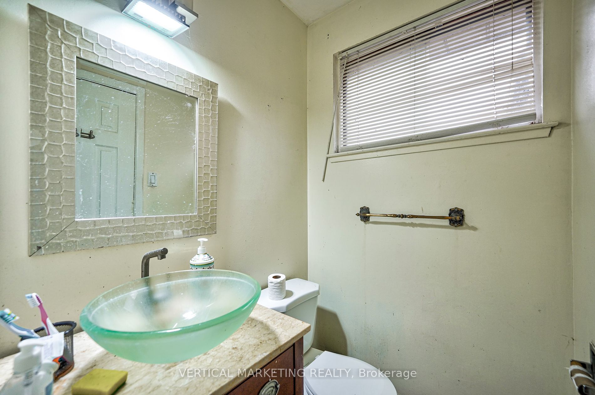 29 Bledlow Manor Drive