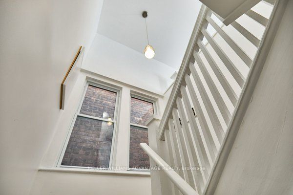 46 Elmer Ave