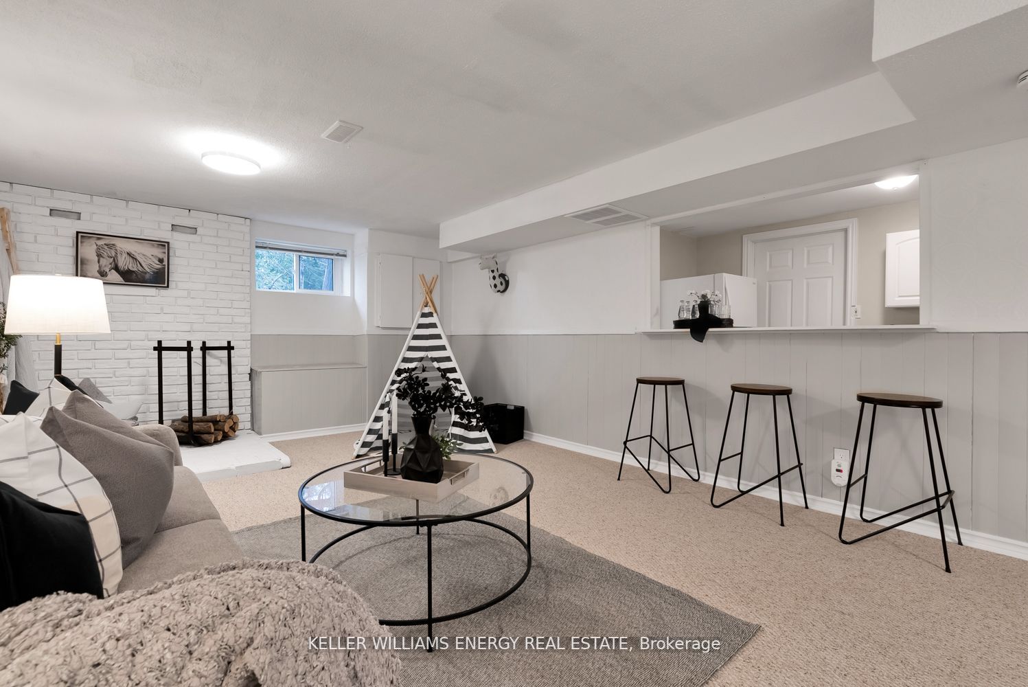4089 Bowmanville Ave