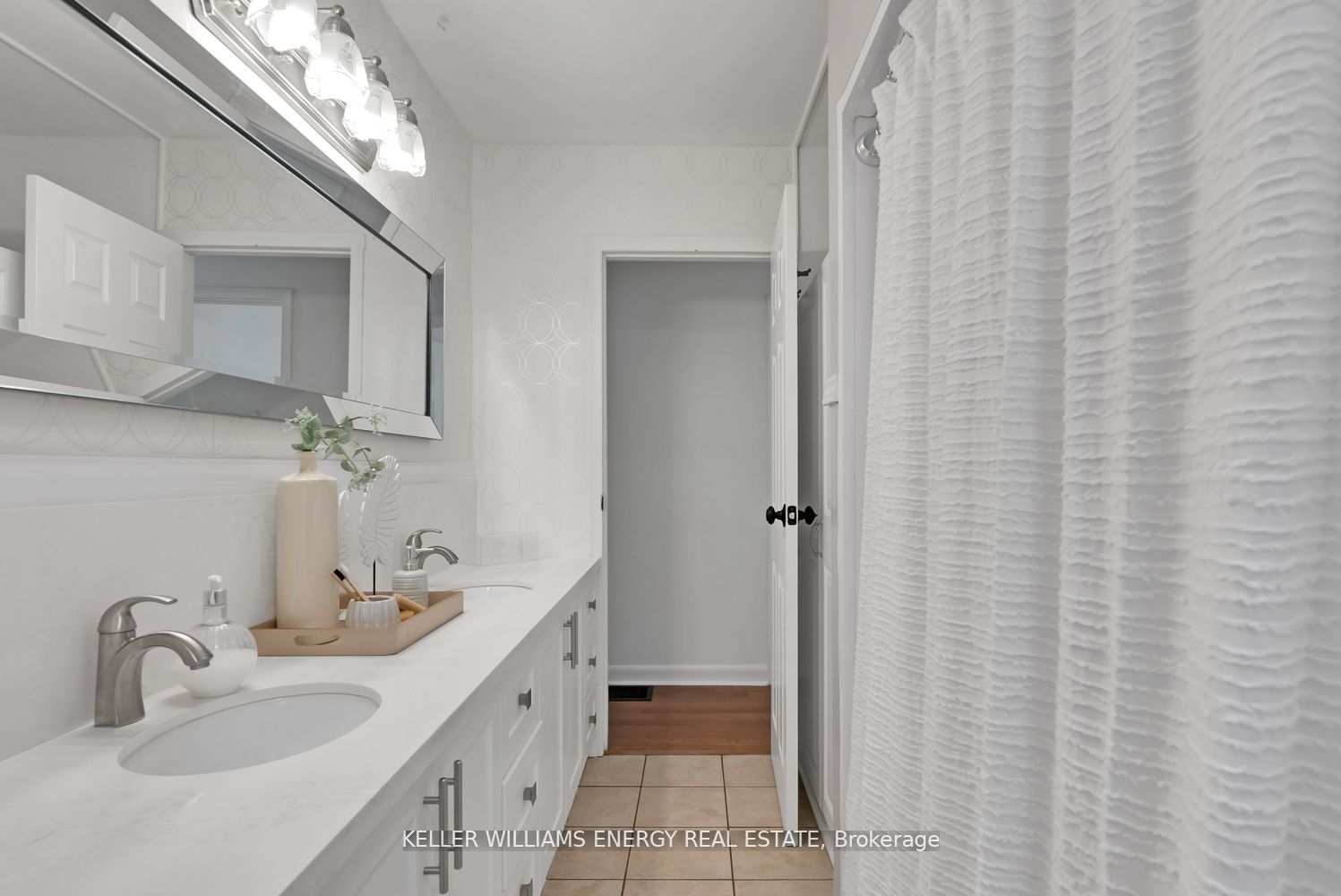 4089 Bowmanville Ave