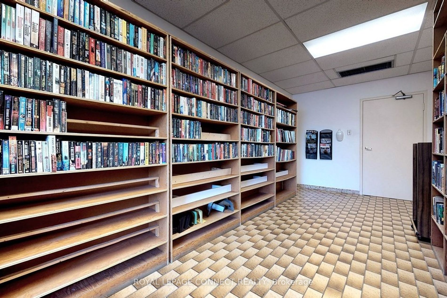 121 Ling Rd, #1403