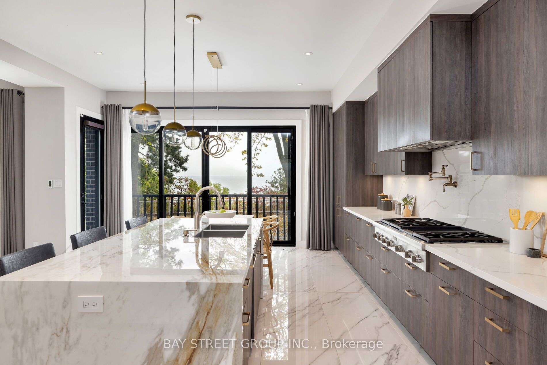 481 Guildwood Pkwy