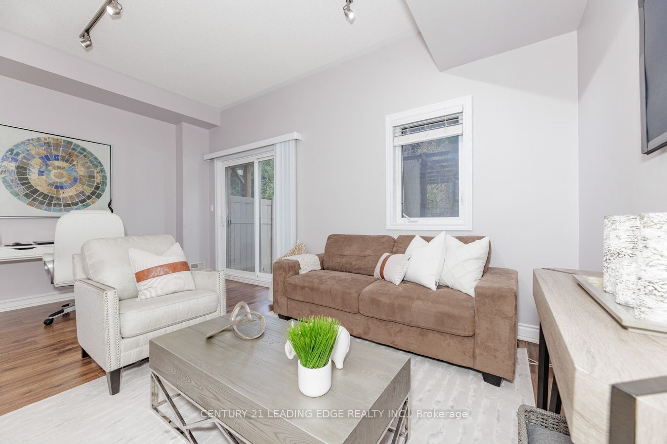 361 Chickadee Court, #11