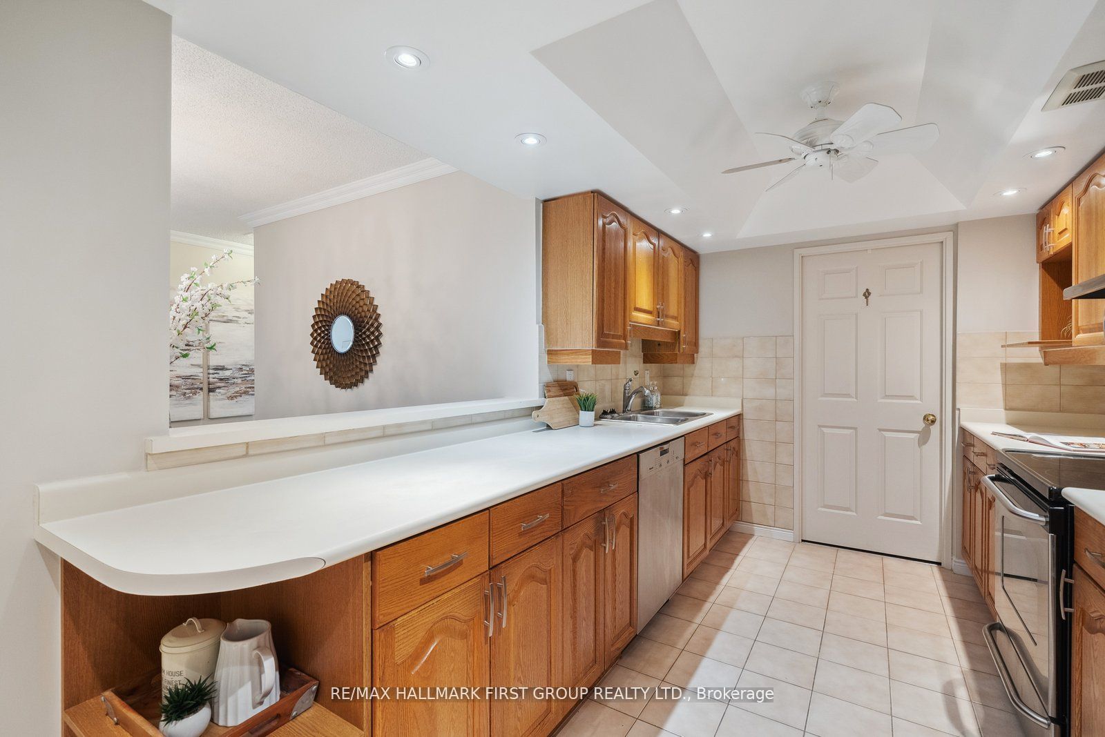 20 Guildwood Pkwy, #410