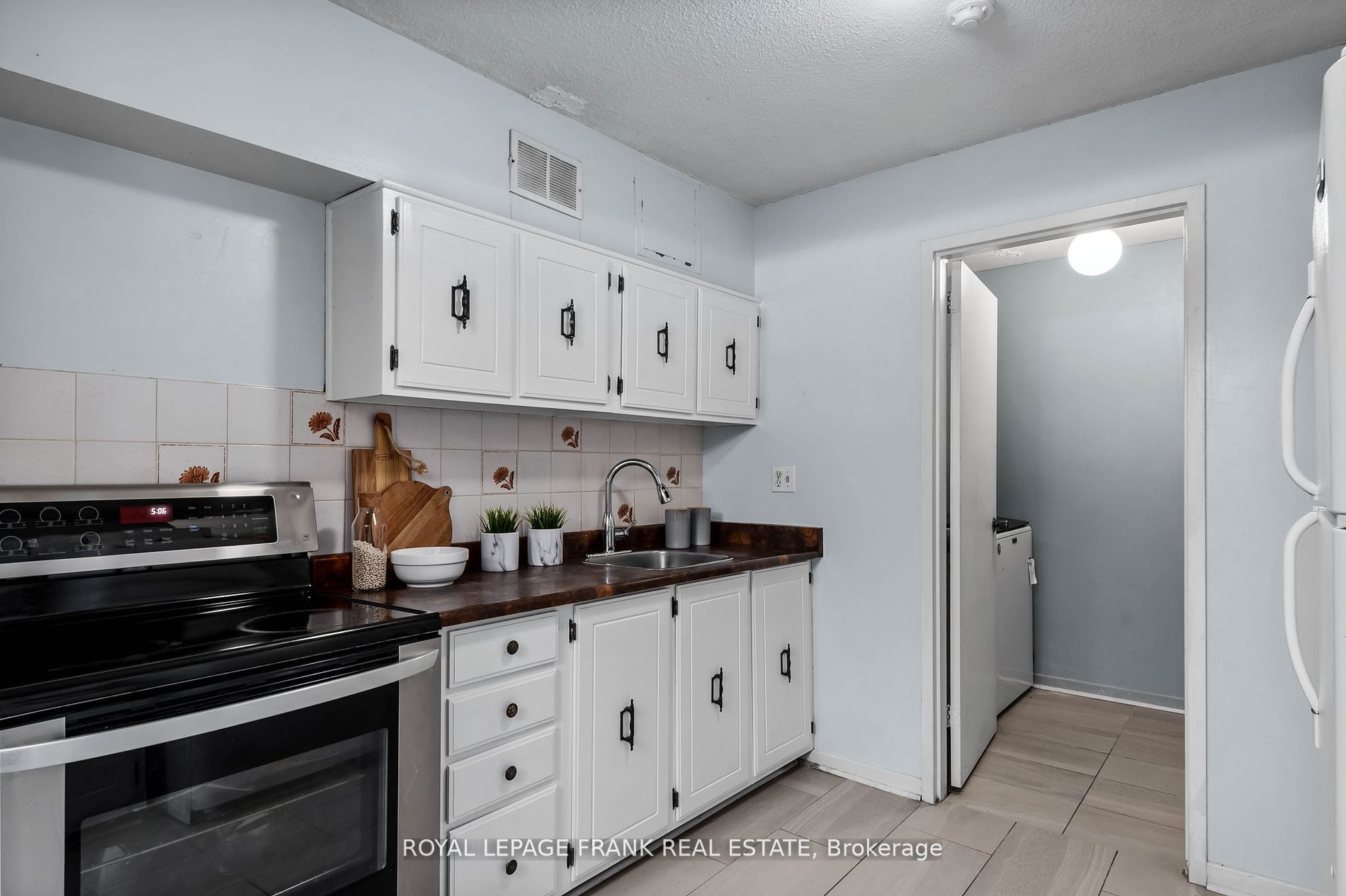 140 Ling Rd, #96