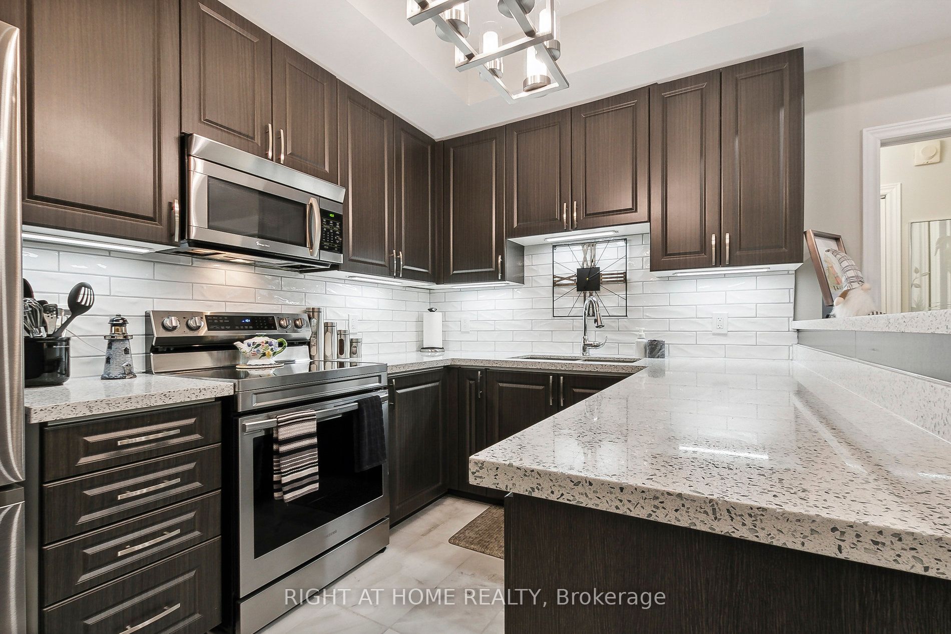 650 GORDON Street, #309