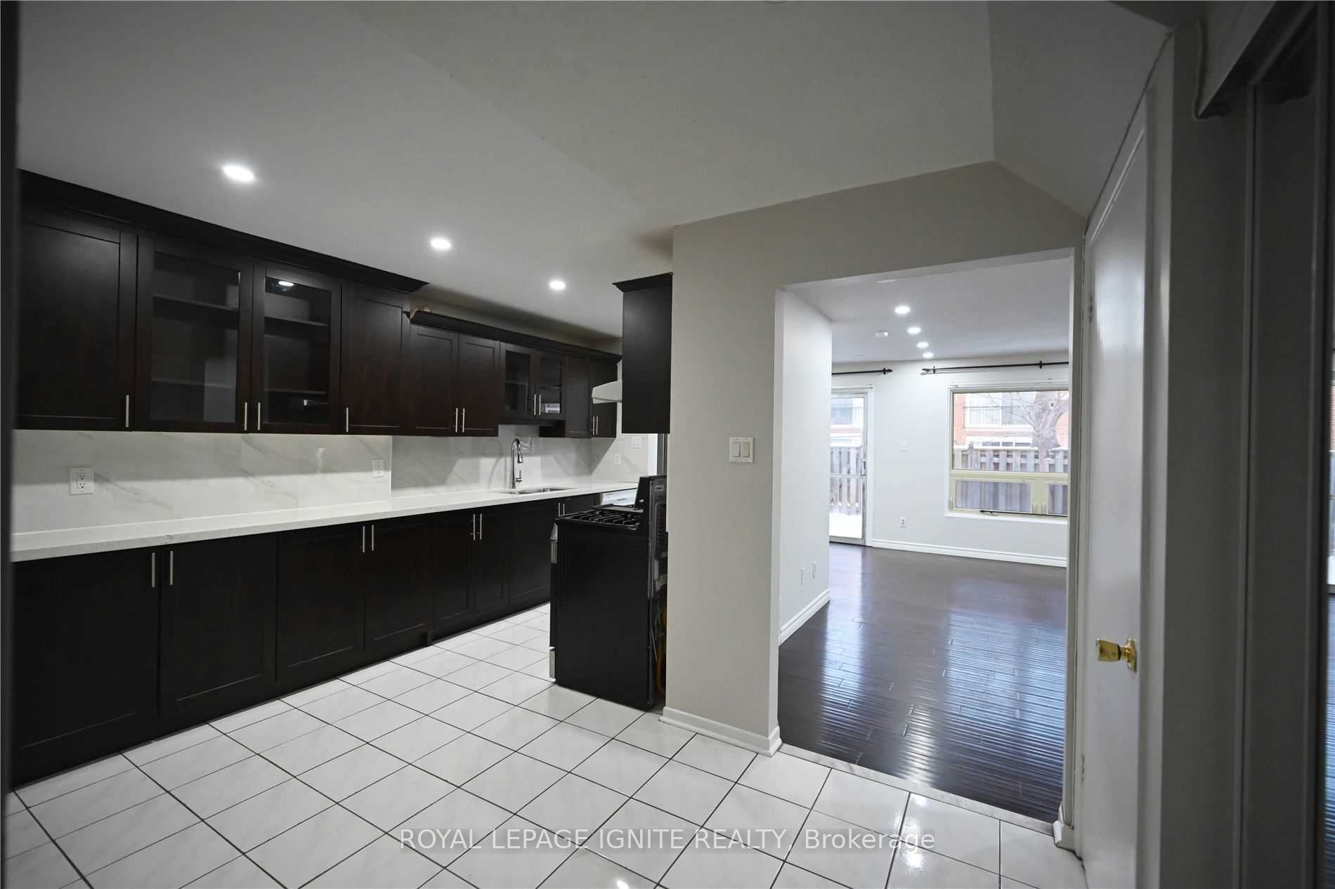 40 Dundalk Drive #44