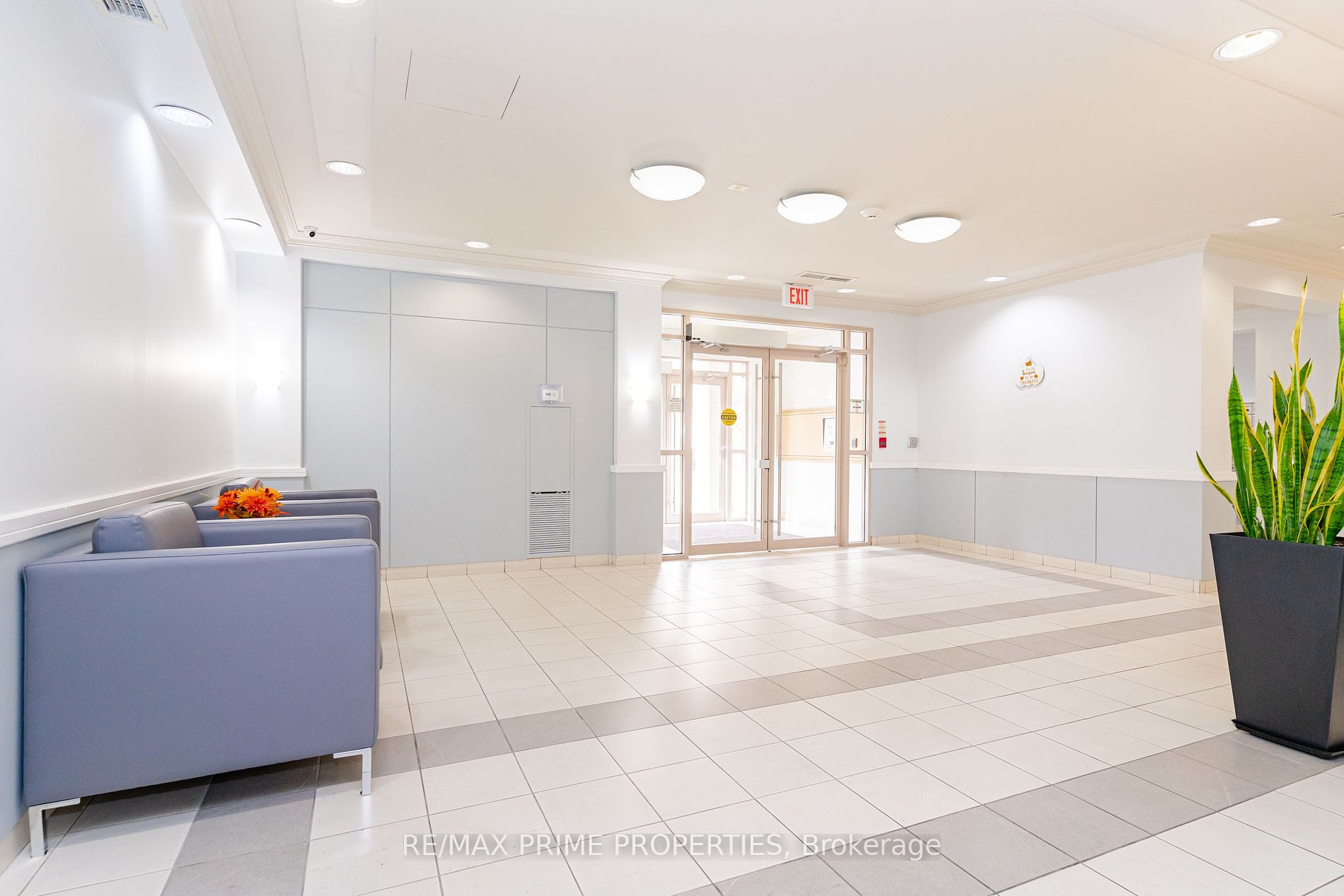 3650 Kingston Road, #203