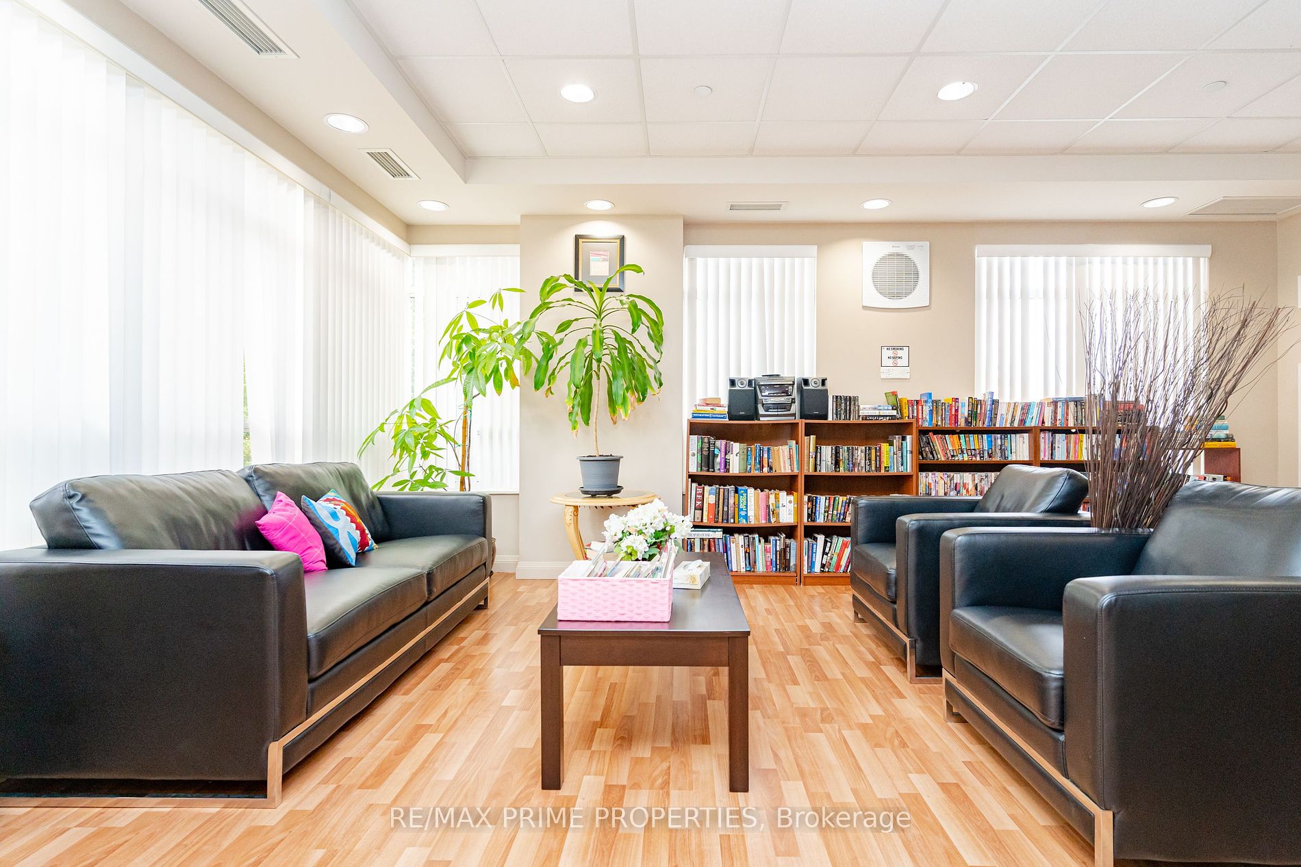 3650 Kingston Road, #203