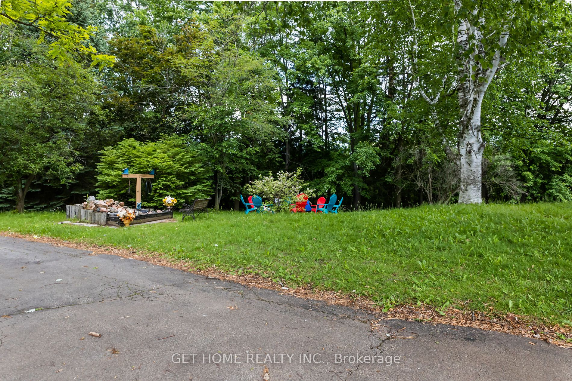 4475 Country Lane E