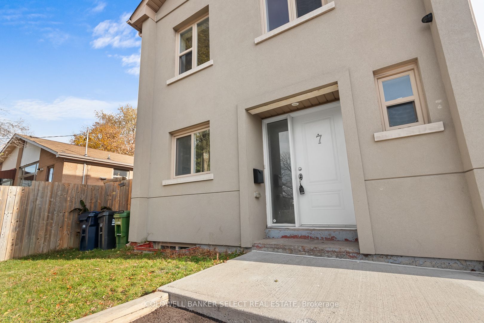 1 Autumn Avenue, #7