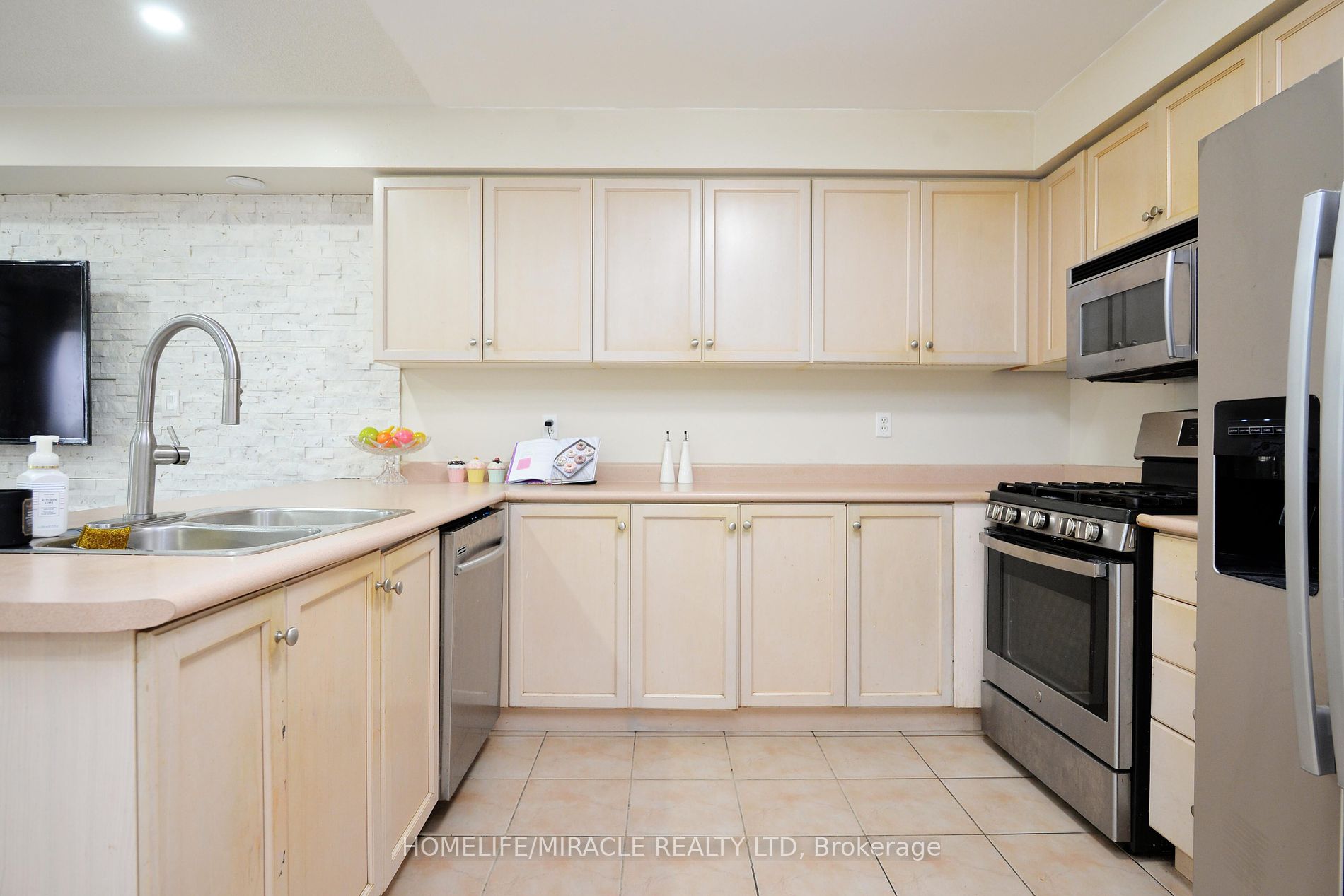 13 Ingold Lane, #23