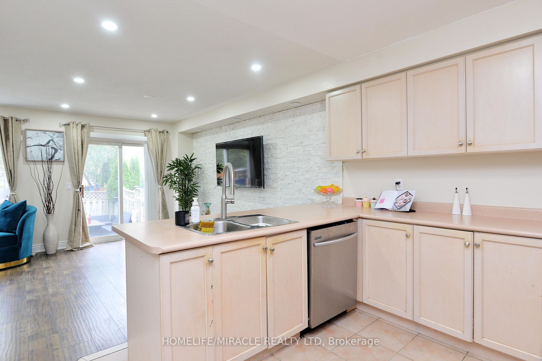 13 Ingold Lane, #23