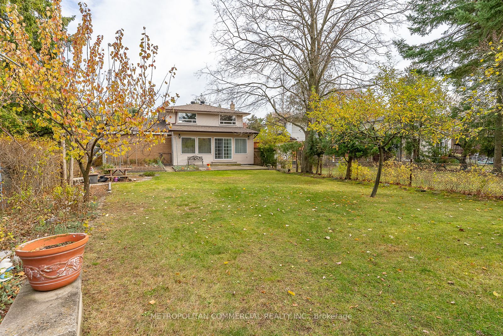 40 Conlins Road