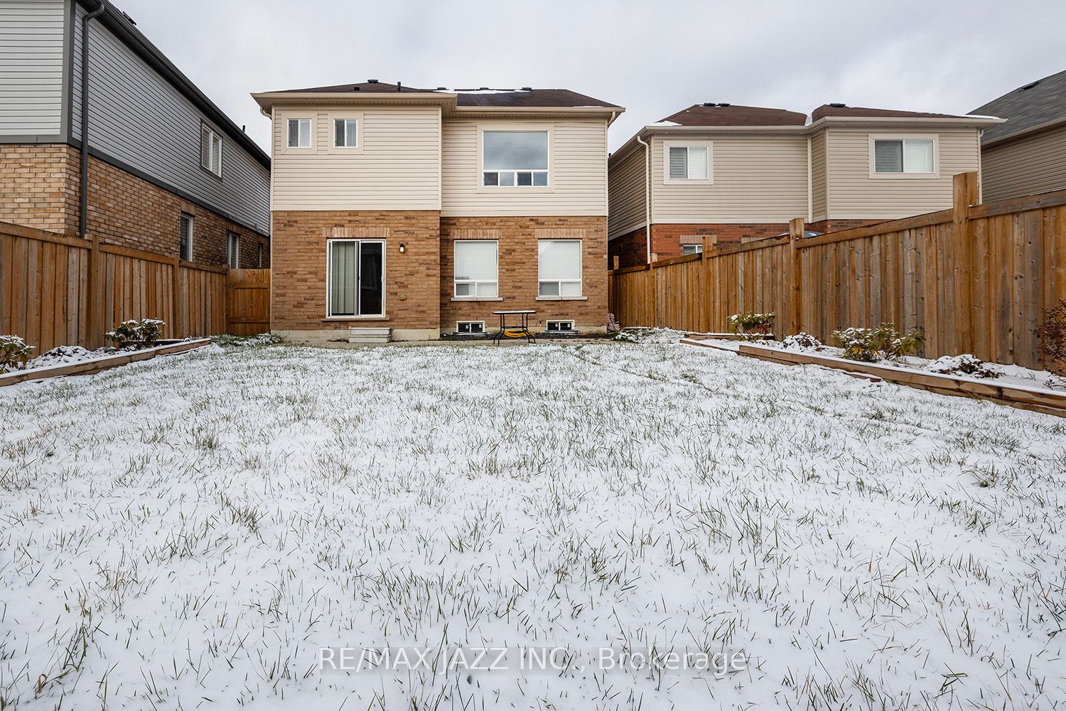 172 Bruce Cameron Dr