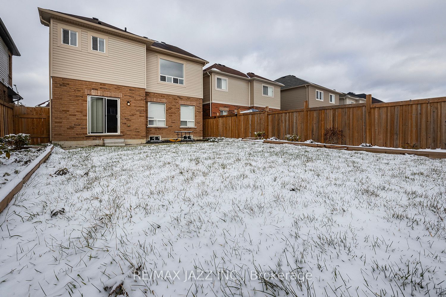 172 Bruce Cameron Dr