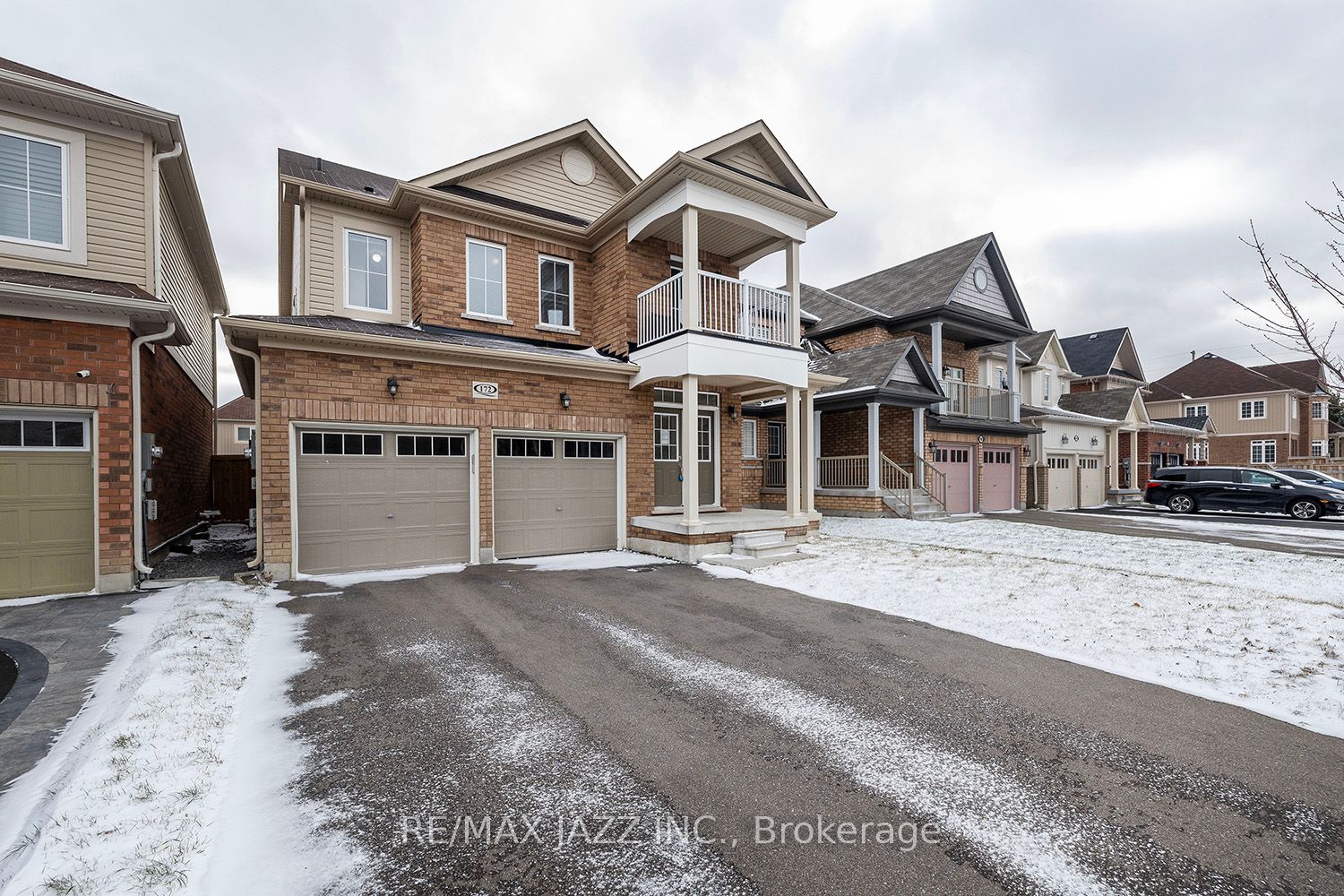 172 Bruce Cameron Dr
