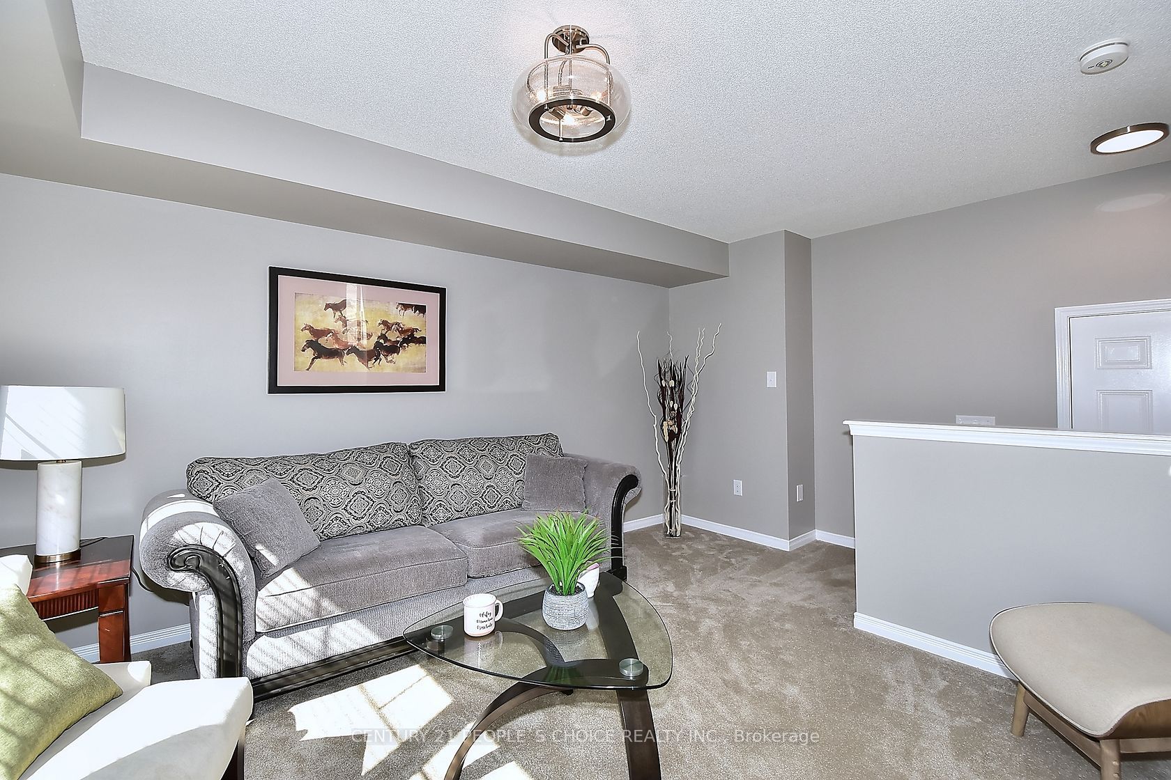 13 Devineridge Ave